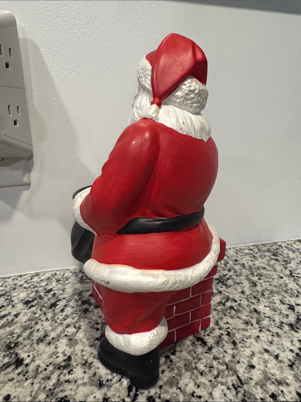 Vintage ceramic Santa planter decor - Picture 4 of 6
